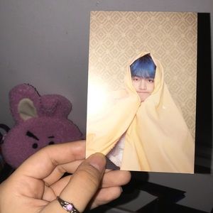 Mots: persona V postcard